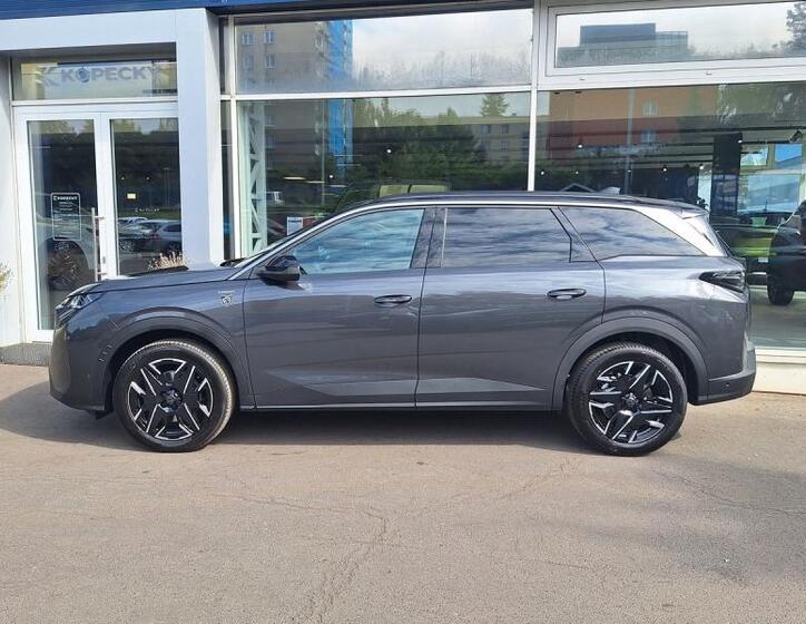 Peugeot 5008 3