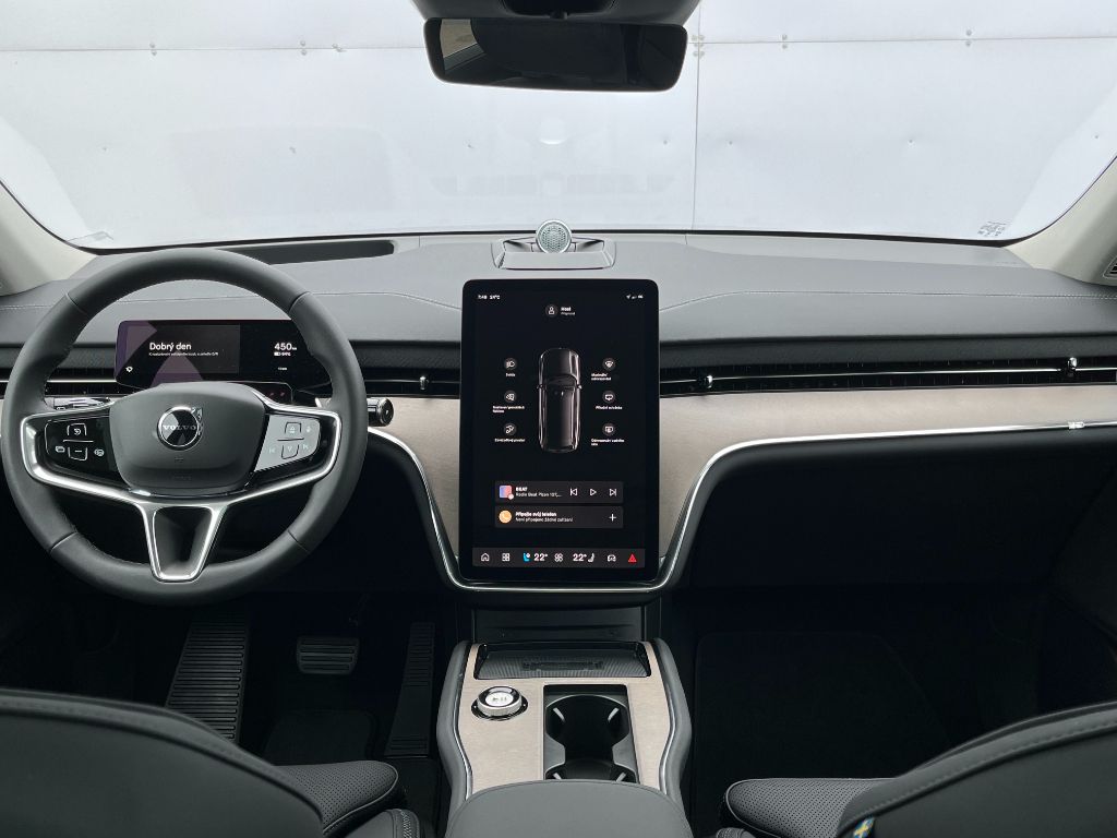 Volvo EX90