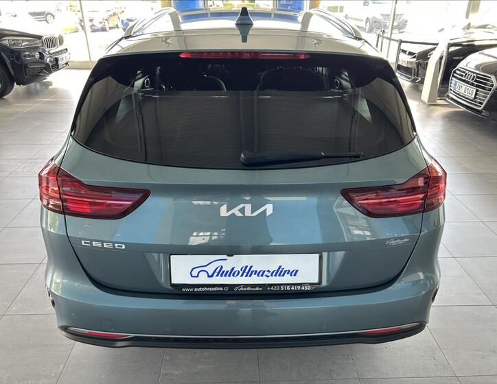 KIA Ceed 5