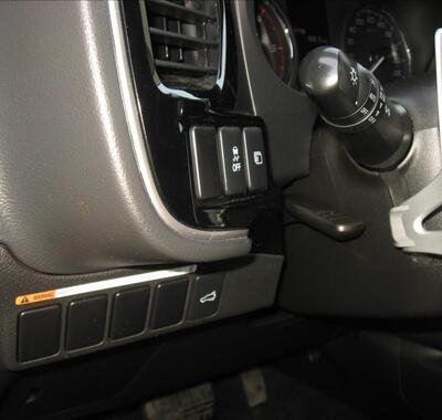 Mitsubishi Outlander 30