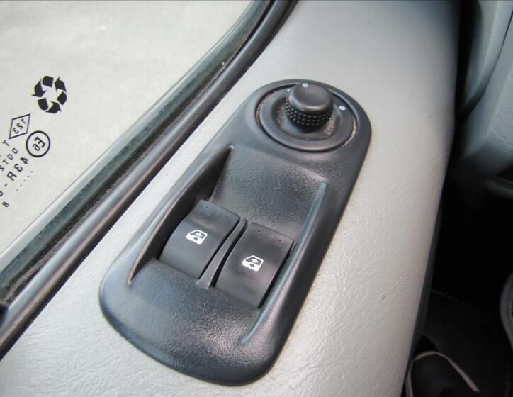 Nissan Primastar 21