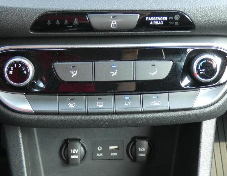 Hyundai i30 17