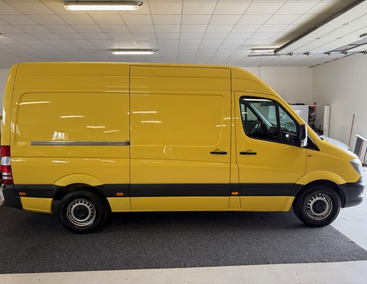 Mercedes-Benz Sprinter 4