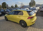 Volkswagen Golf 9