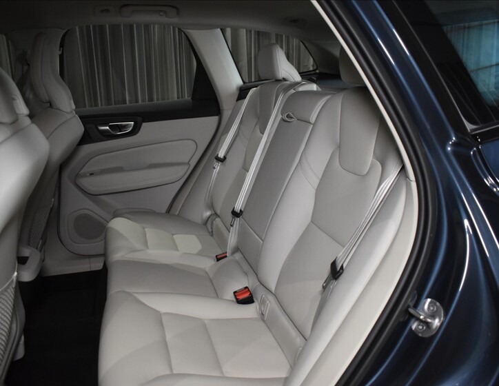 Volvo XC60 9