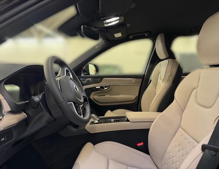 Volvo XC90 7