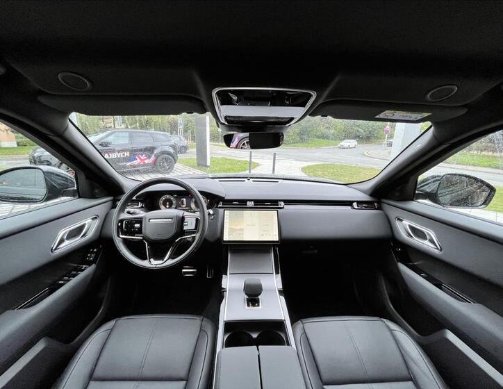 Land Rover Range Rover Velar 13