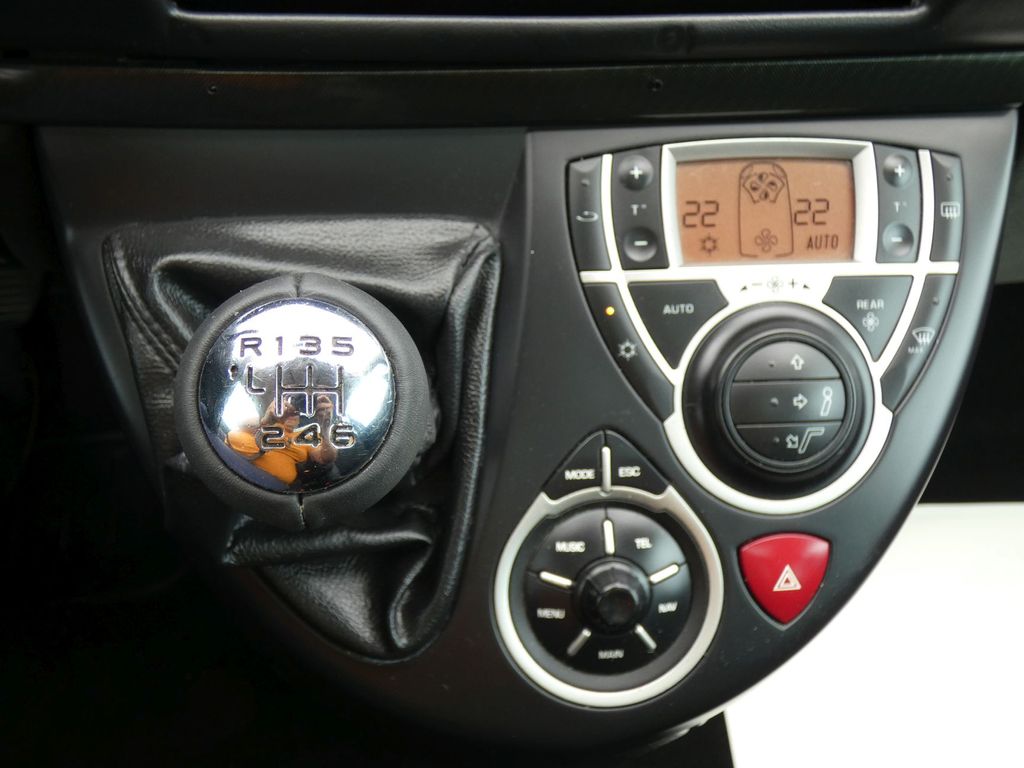 Citroën C8