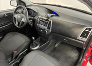 Hyundai i20 15