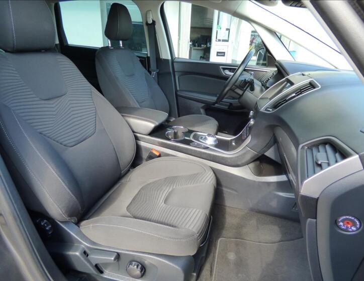 Ford S-MAX 51