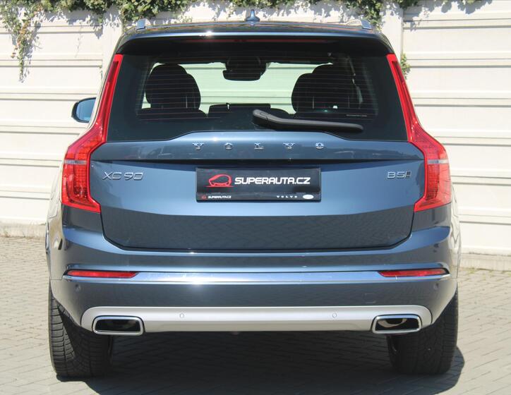 Volvo XC90 5