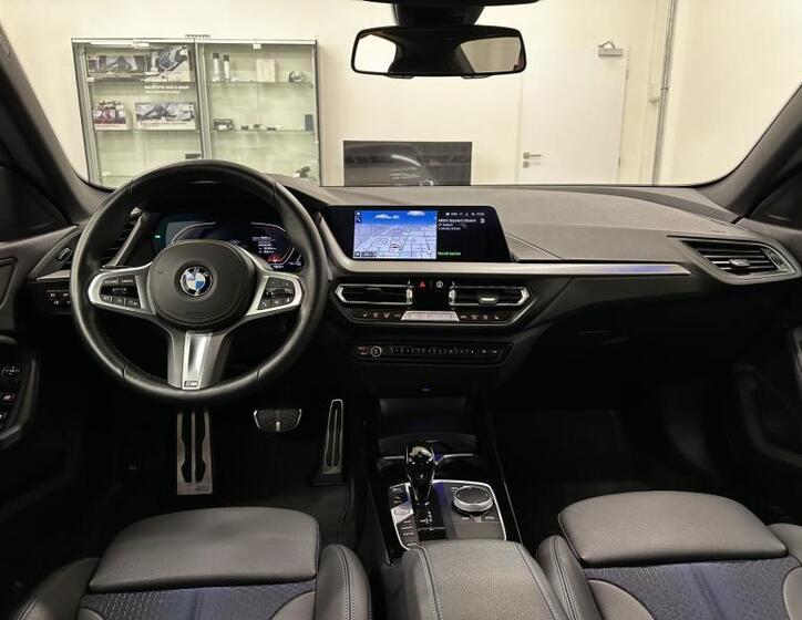 BMW Řada 2 13
