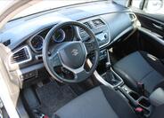 Suzuki SX4 S-Cross 10