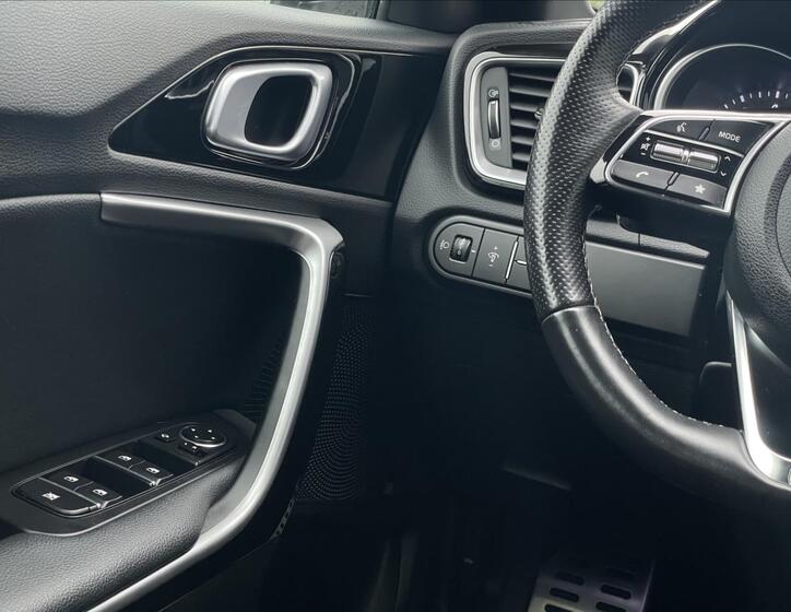 KIA ProCeed 13