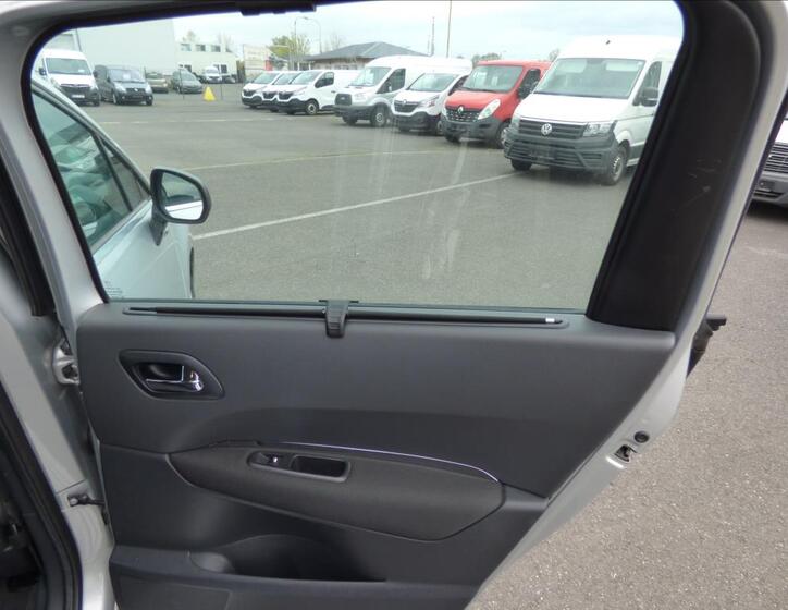 Peugeot 5008 31