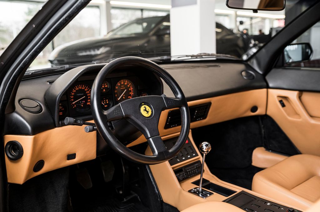 Ferrari Mondial