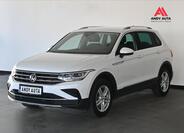 Volkswagen Tiguan 1
