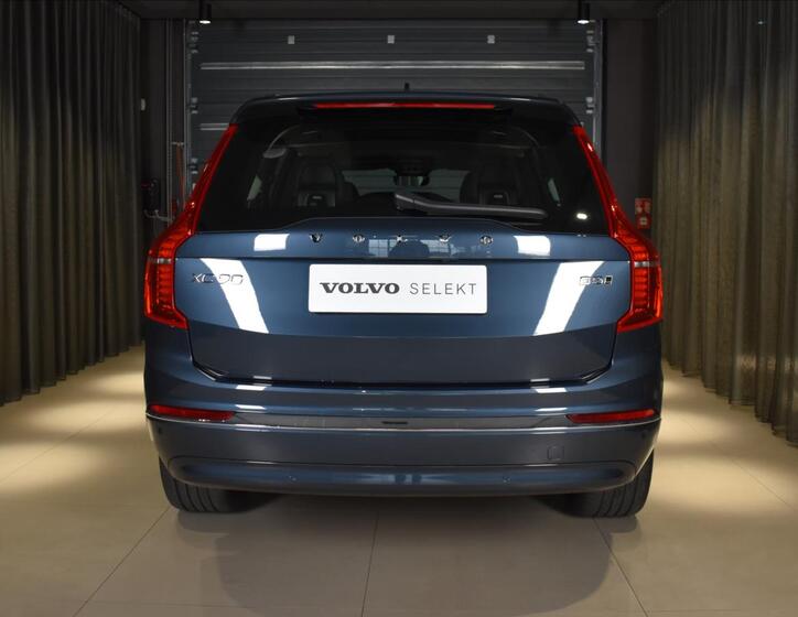 Volvo XC90 5