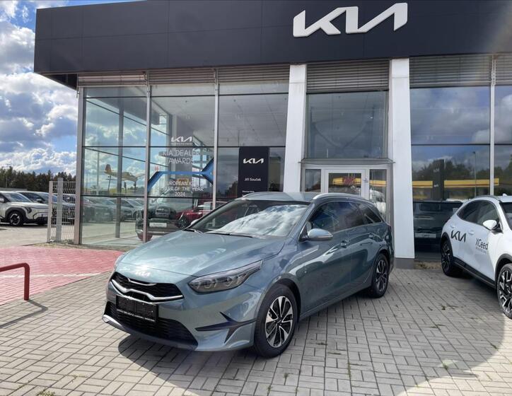 KIA Ceed 1