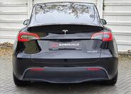 Tesla Model Y 5