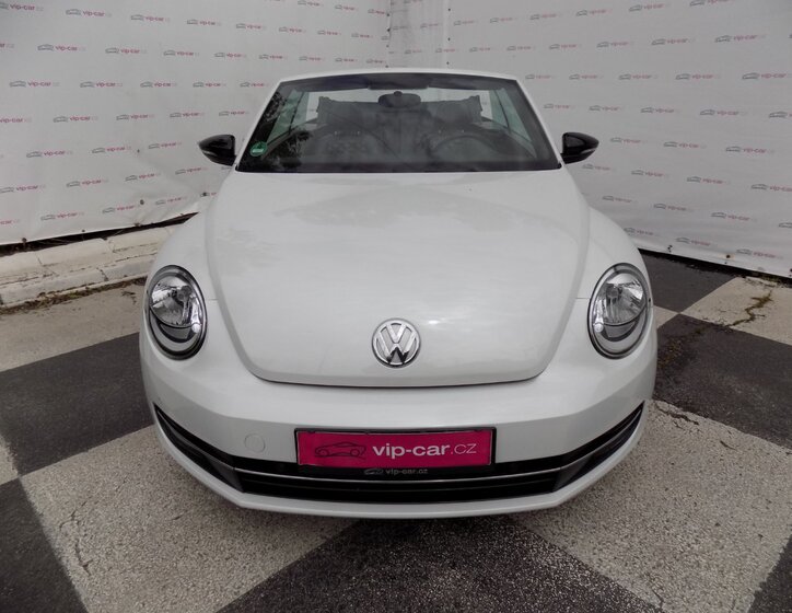 Volkswagen New Beetle 7