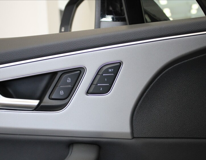 Audi Q7 21