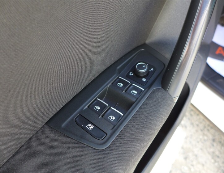Volkswagen Tiguan 13