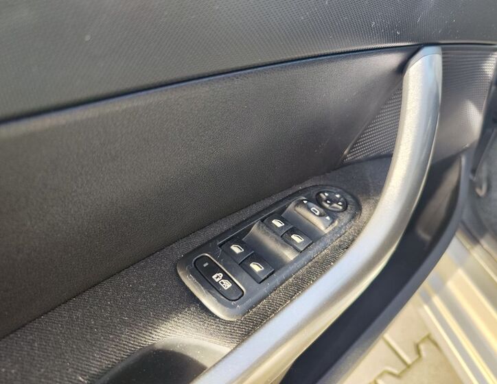 Peugeot 308 23