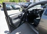 Toyota Auris 22