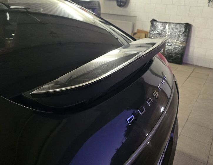 Porsche Panamera 7