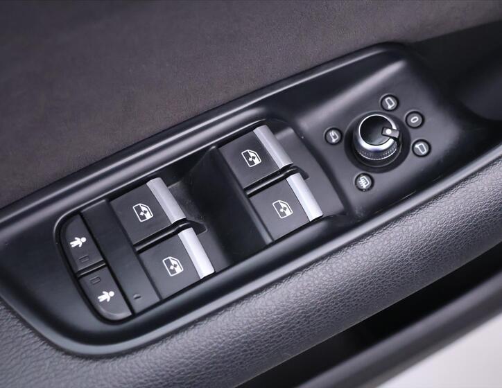 Audi Q7 17