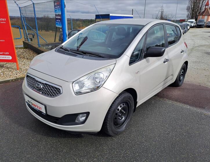 KIA Venga 1