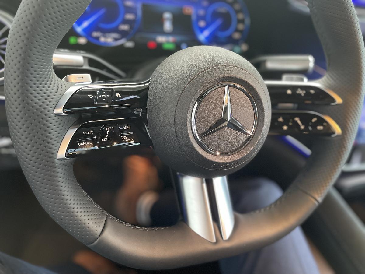 Mercedes-Benz EQS