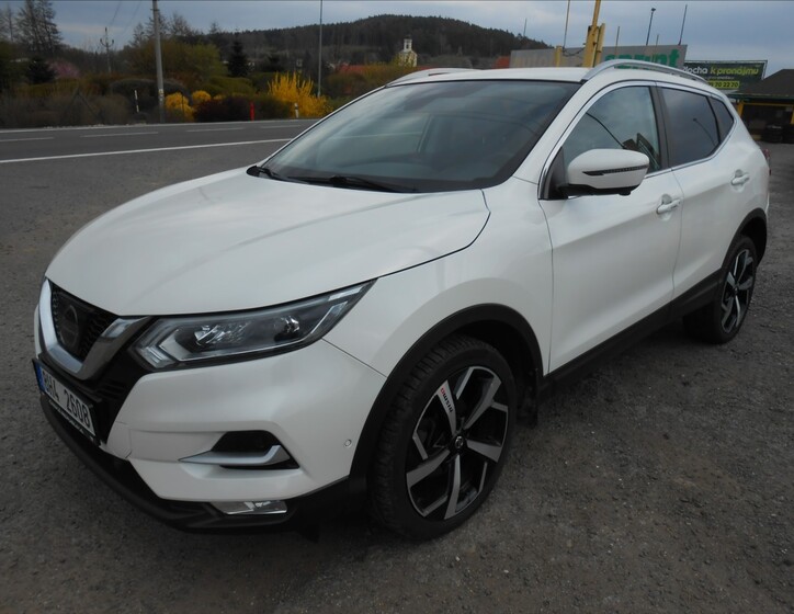 Nissan Qashqai 1