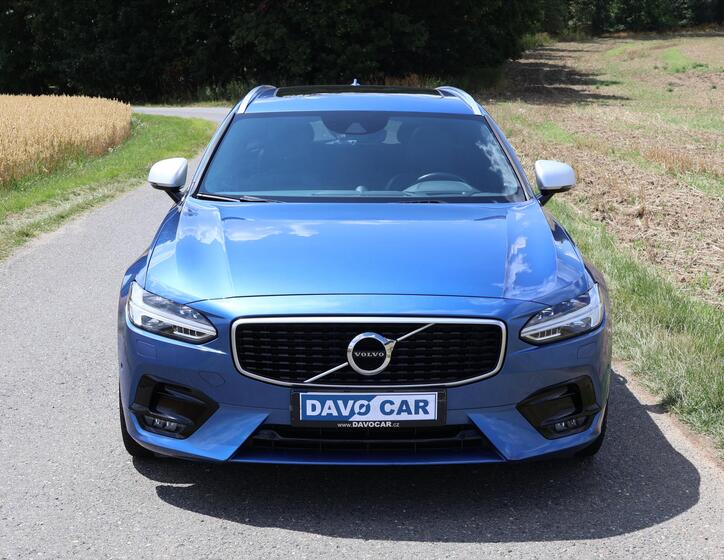 Volvo V90 2