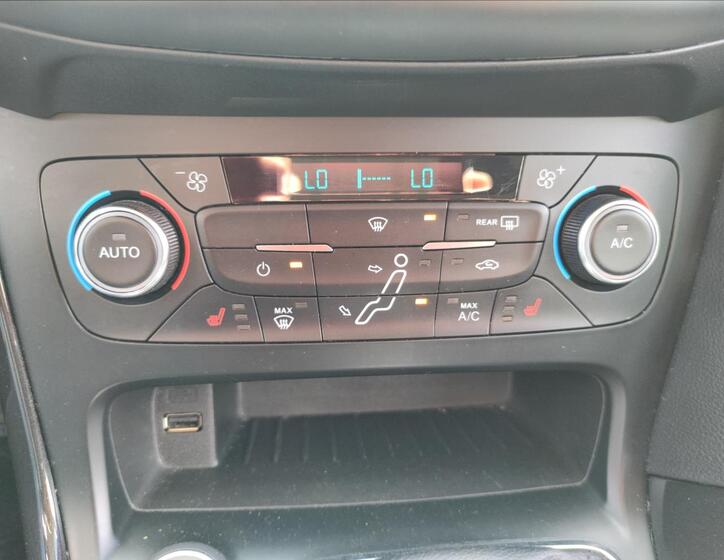Ford Focus 26