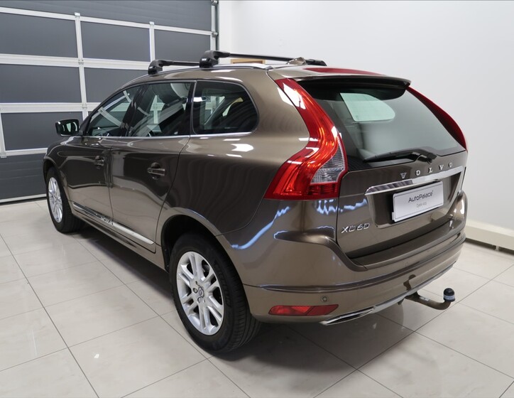 Volvo XC60 6