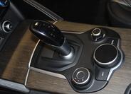 Alfa Romeo Stelvio 47