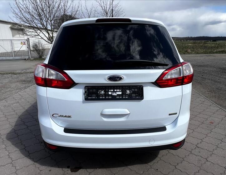 Ford Grand C-MAX 8