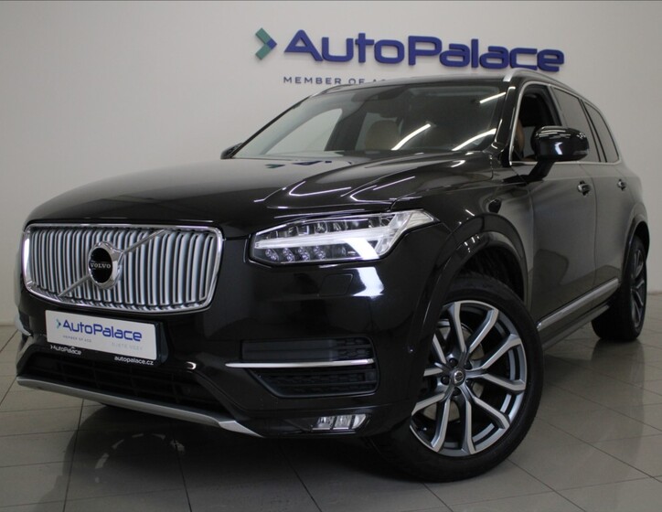 Volvo XC90 1