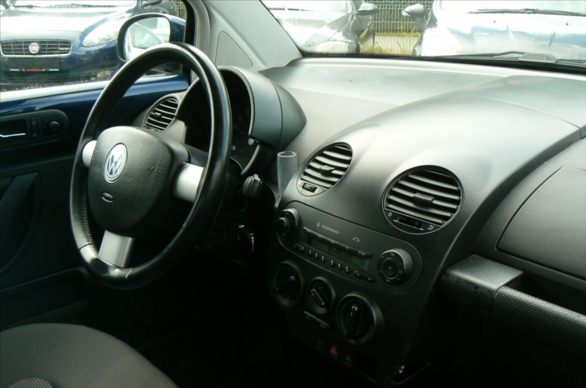 Volkswagen New Beetle