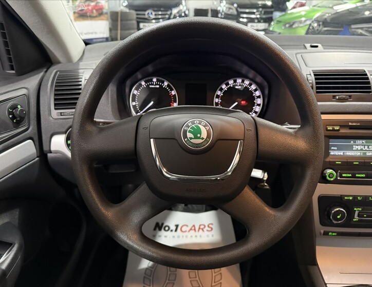 Škoda Octavia 19