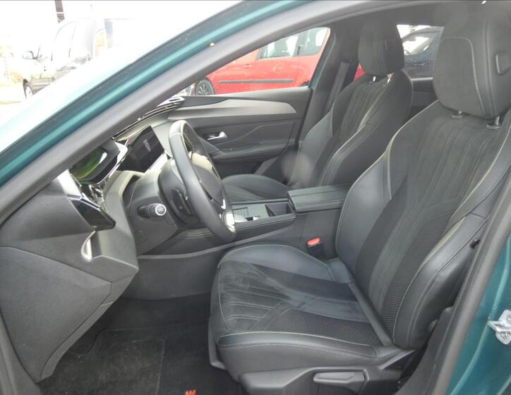 Peugeot 308 13