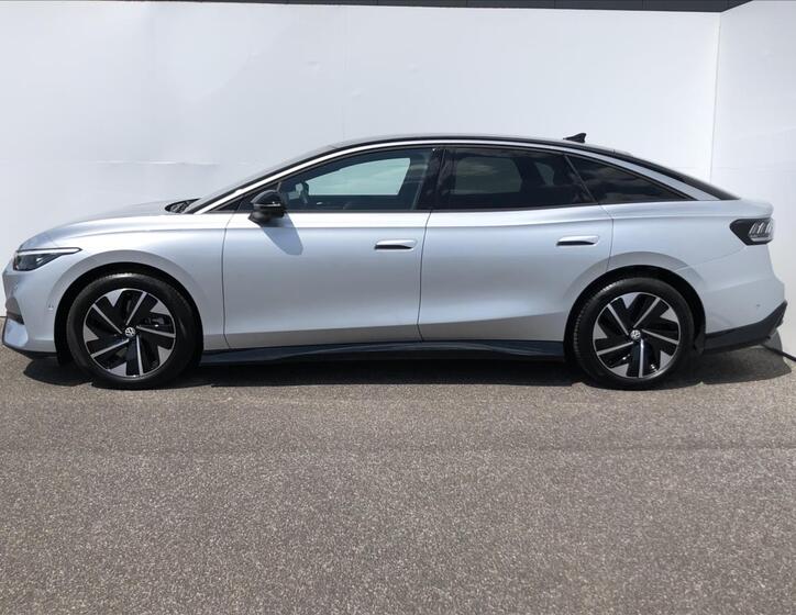 Volkswagen ID.7 3