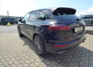 Porsche Cayenne 5