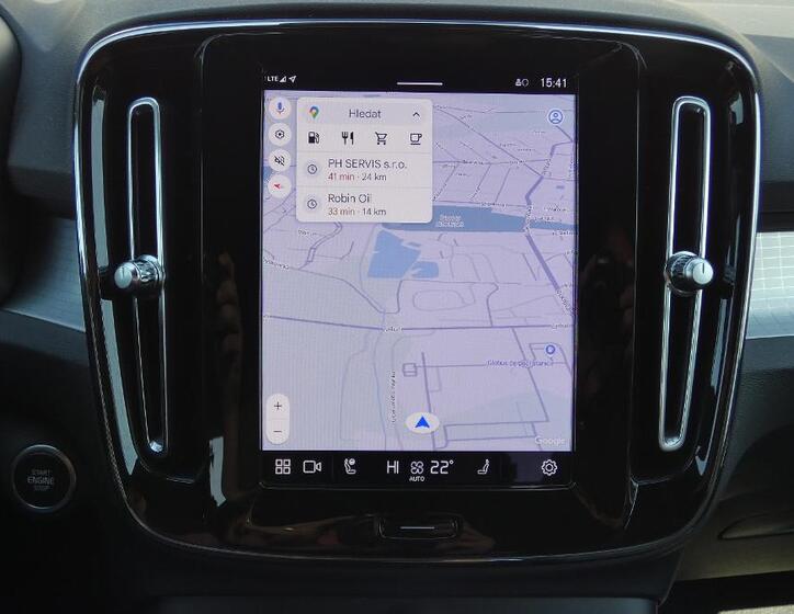 Volvo XC40 16