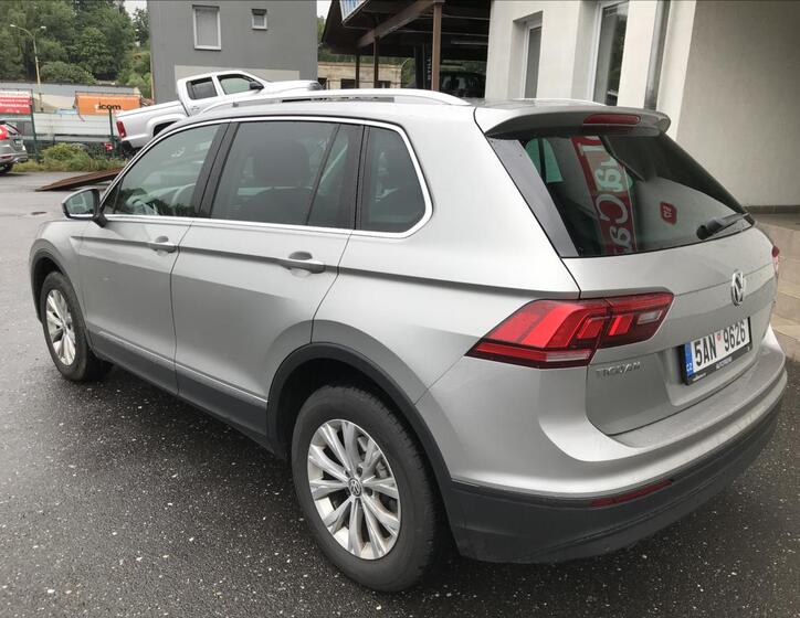 Volkswagen Tiguan 6