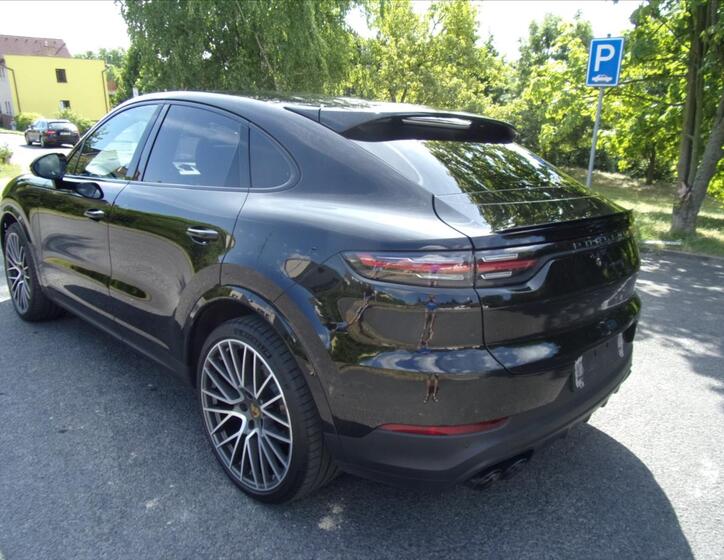 Porsche Cayenne 5