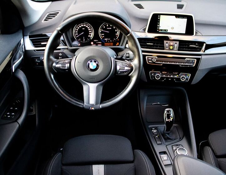 BMW X1 10