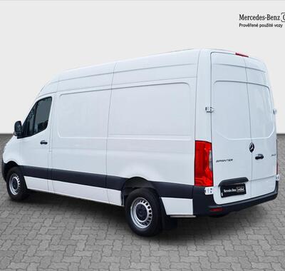 Mercedes-Benz Sprinter 3